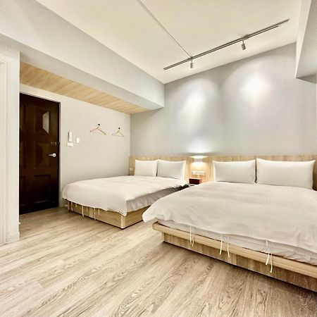 Апартаменты 茗居 House Тайчжун Экстерьер фото